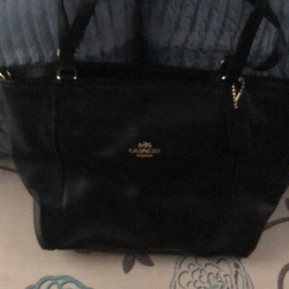 Handbags - Coach purse